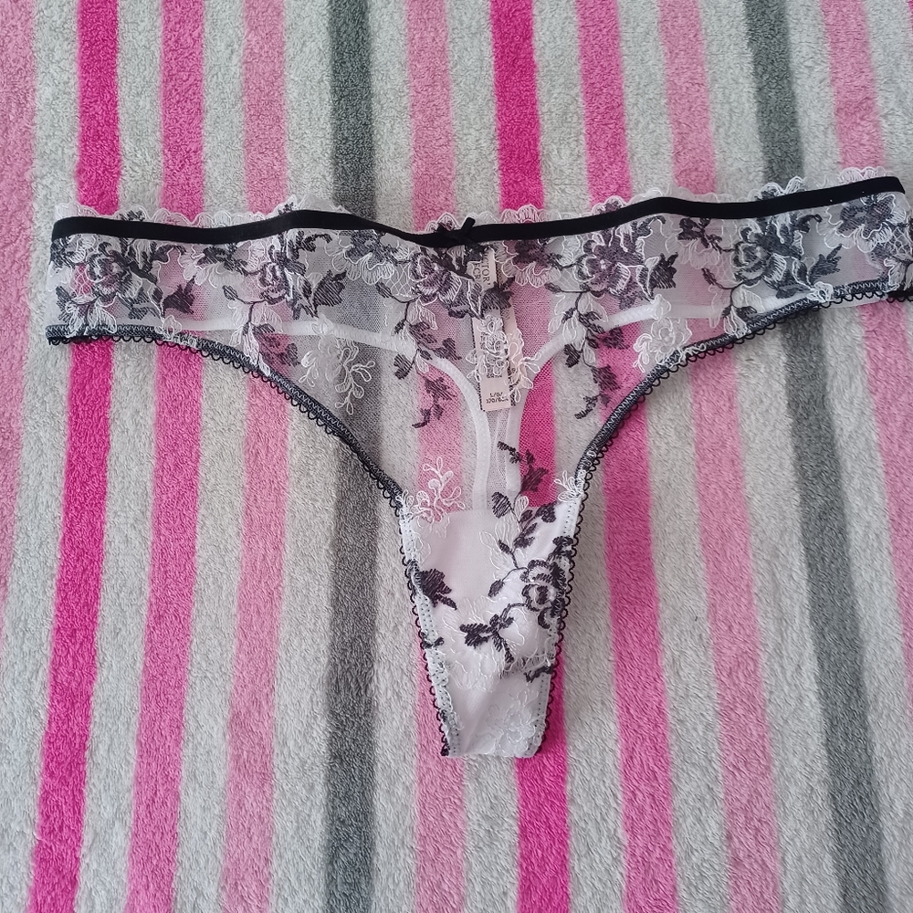 Victoria secret thong Panty